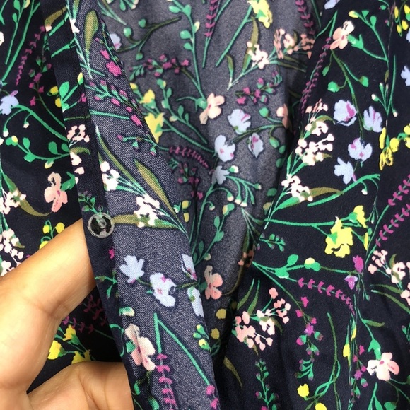 Victoria’s Secret romper floral - Picture 8 of 11